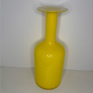 Vintage Mid Century Otto Brawer Holmegaard Style Cased Yellow Glass Vase